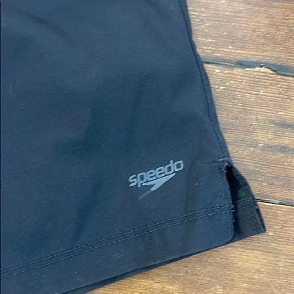 Speedo Black Swim Trunks men’s medium - Picture 2 of 5